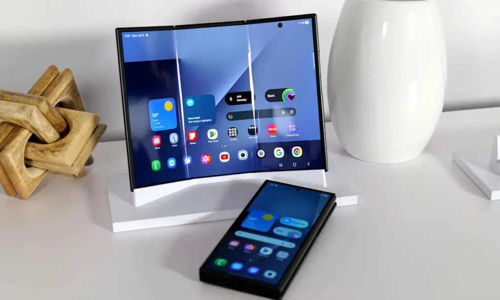 Samsung Z Tri-Fold